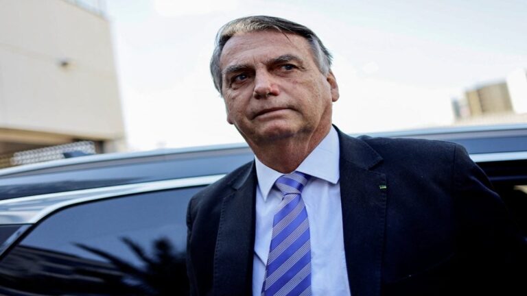 Brazil’s Supreme Court Freezes Bank Accounts Of Bolsonaro’s Son |